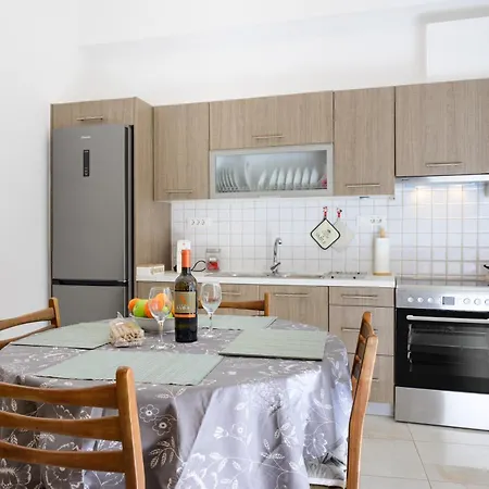Daire Summer Retreat Ground Floor *